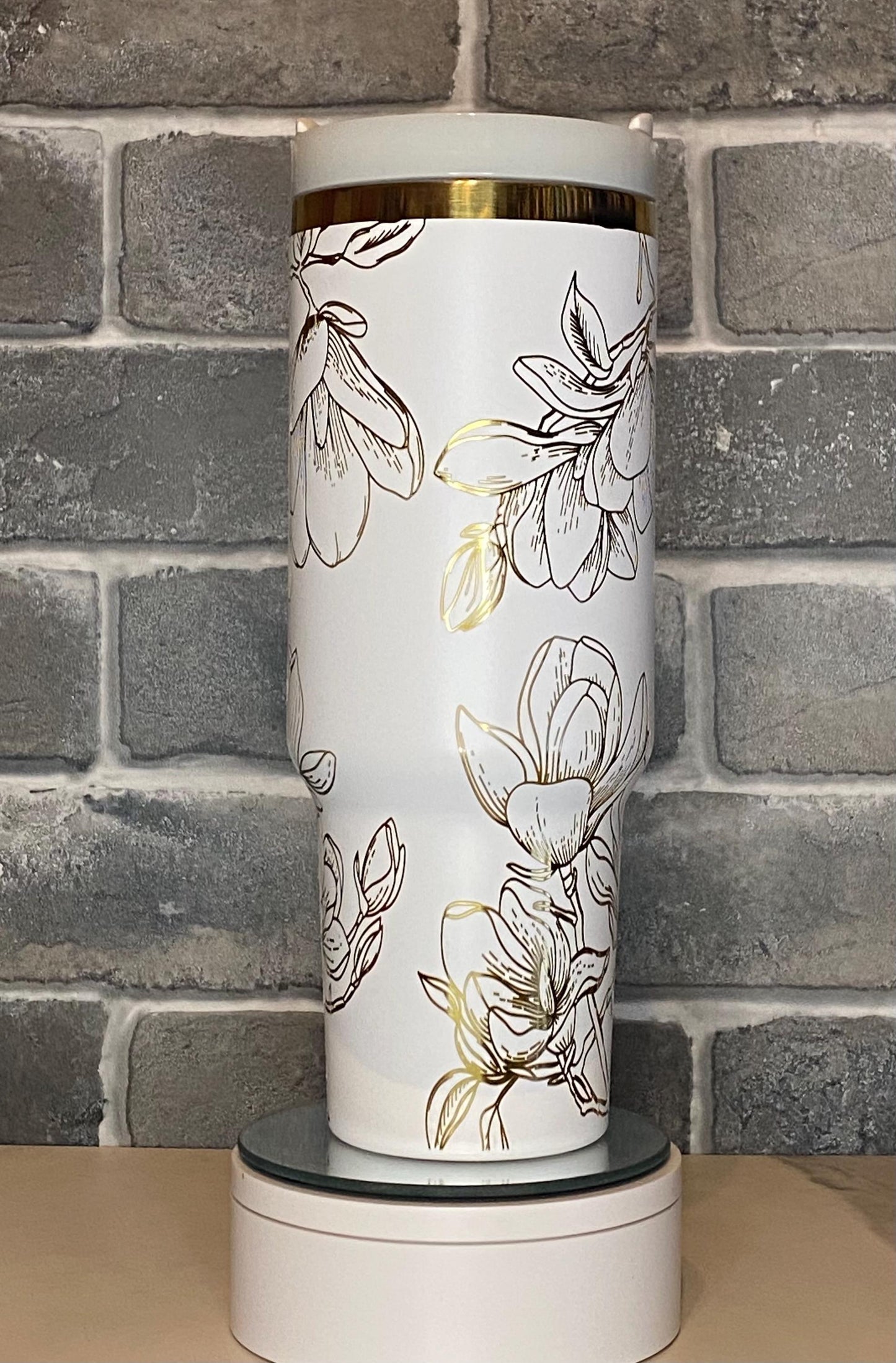 Magnolia Flower Laser Engraved Tumbler β Stainless Steel Insulated Cup, for Flower Lovers, Birthdays, and Special Occasions