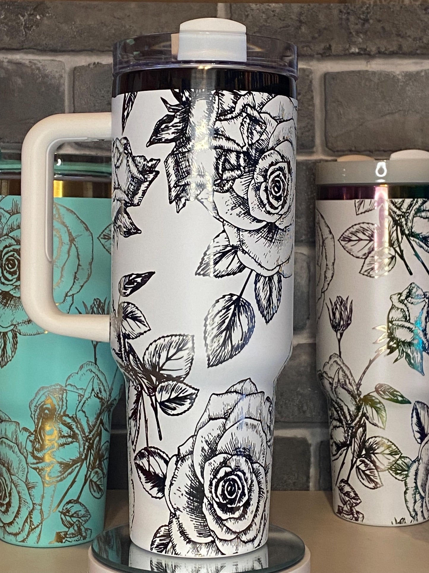 Roses Laser Engraved Tumbler - Custom Floral Drinkware - Perfect Gift for Garden Lovers, Birthdays, and Special Occasions